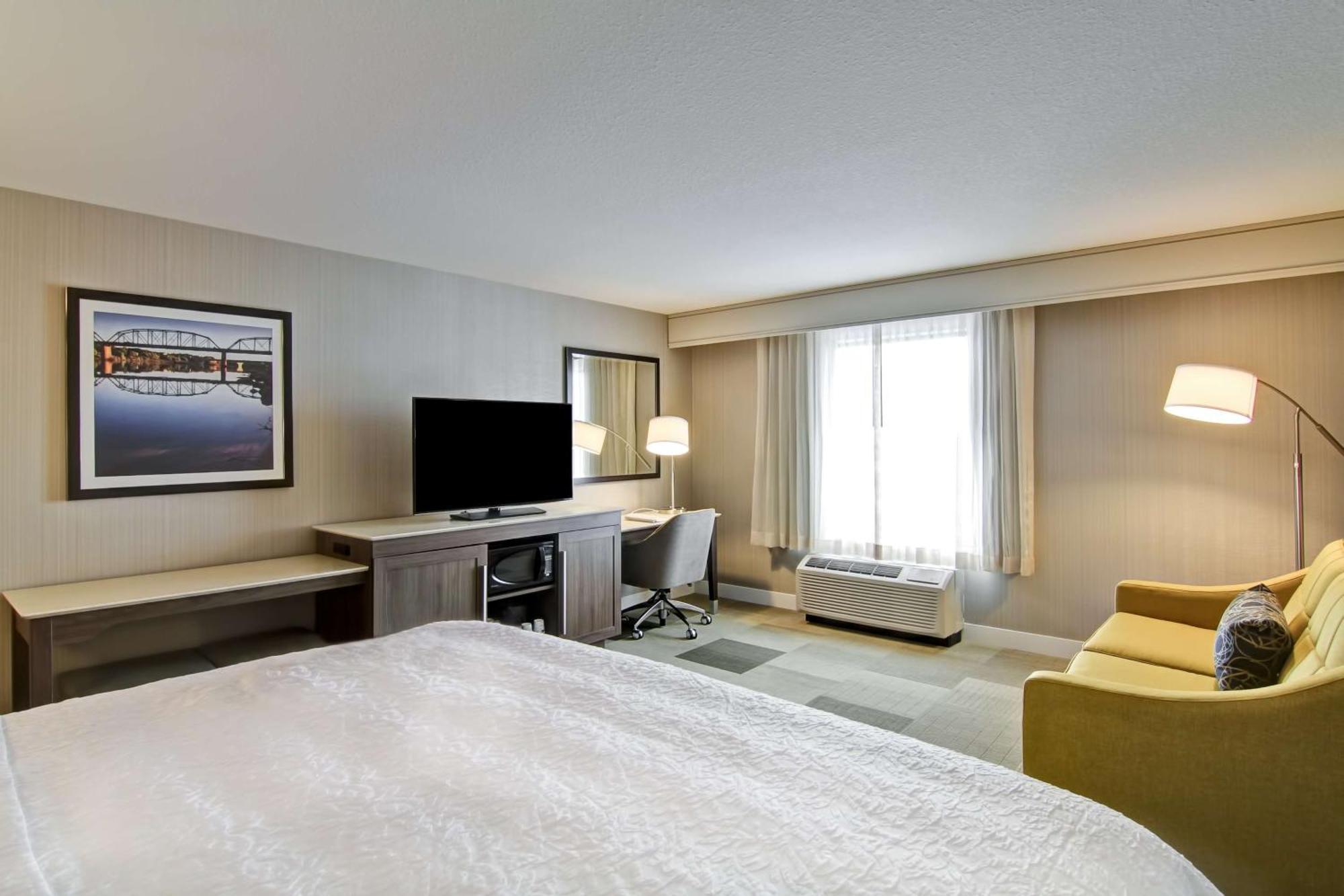 Hampton Inn & Suites By Hilton Saskatoon Airport Dış mekan fotoğraf