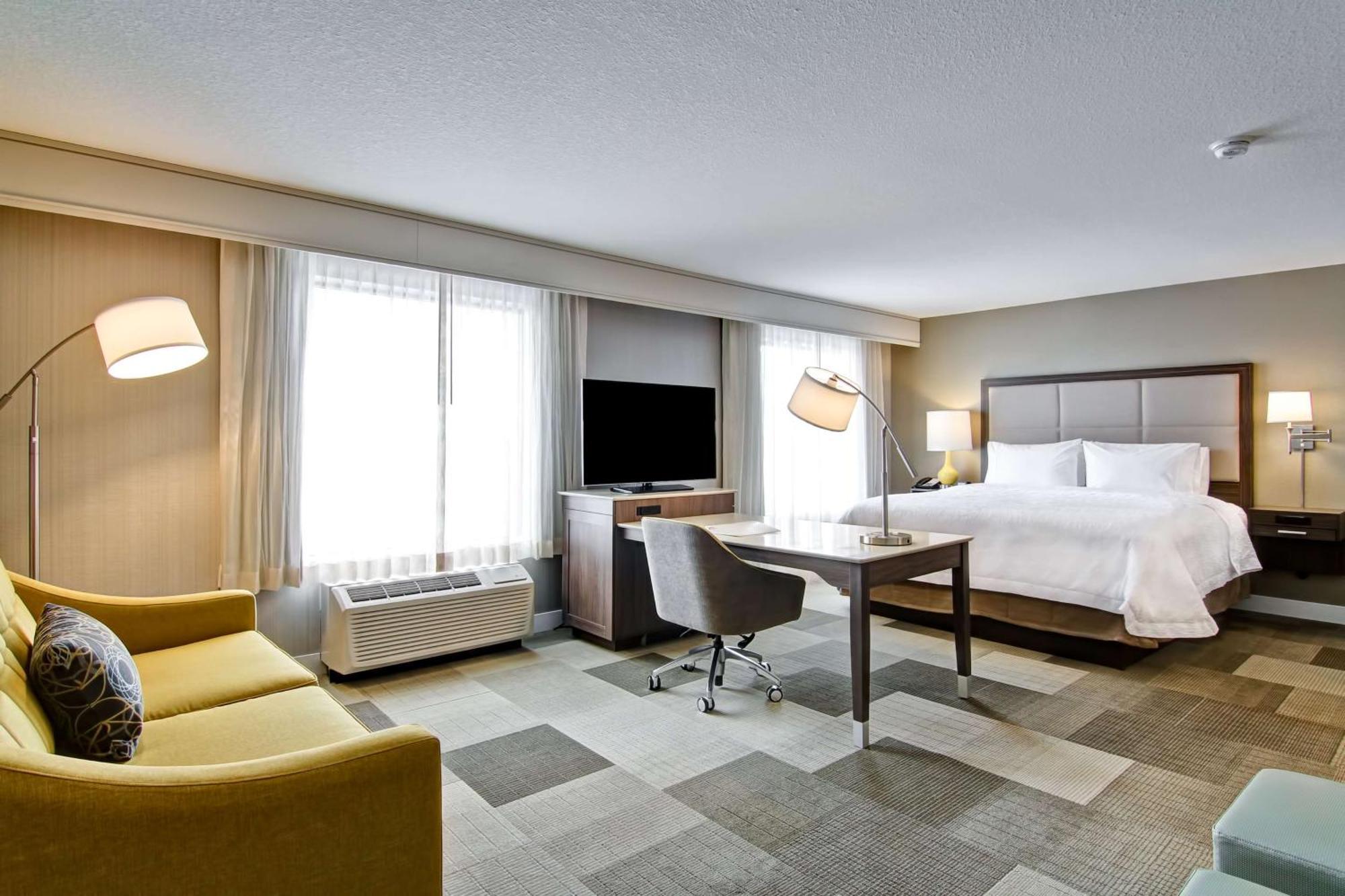 Hampton Inn & Suites By Hilton Saskatoon Airport Dış mekan fotoğraf